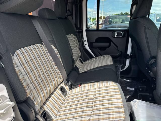 New 2026 Jeep Gladiator Sport AWD/4WD image 12
