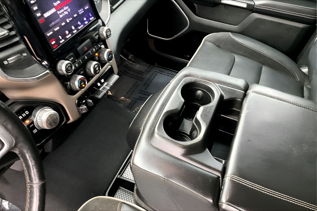 Used 2019 RAM 1500 Laramie AWD/4WD image 15