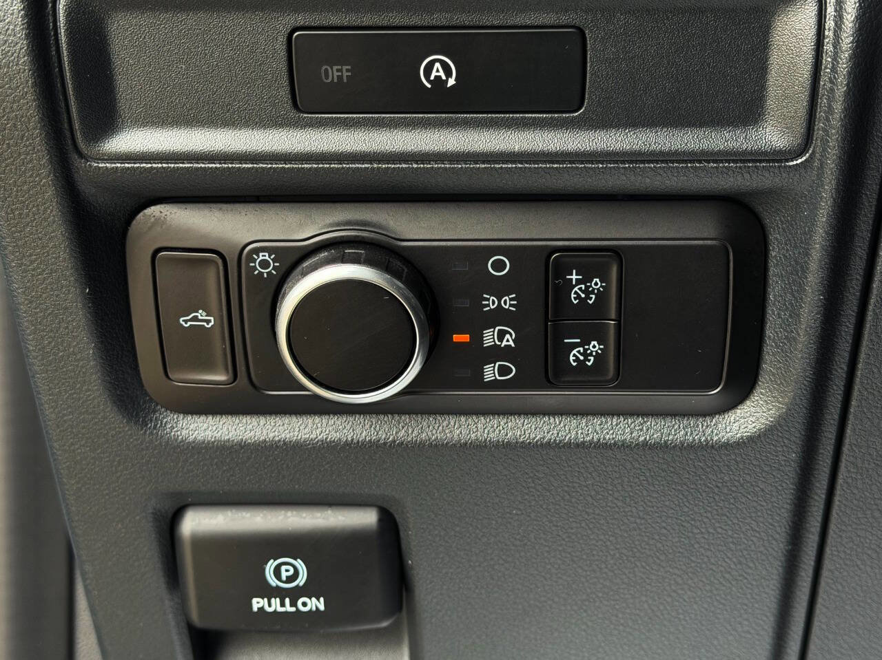 Used 2025 Ford F150 STX image 32