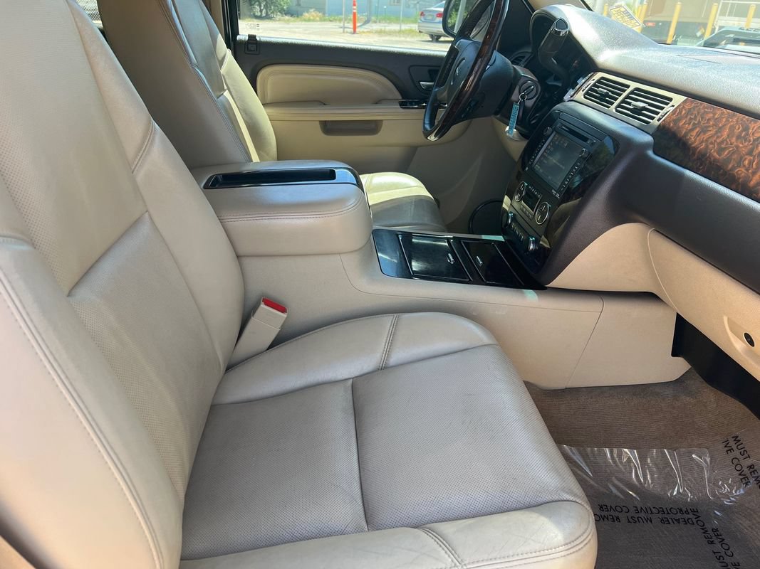 Used 2013 GMC Sierra 1500 Denali AWD/4WD image 17