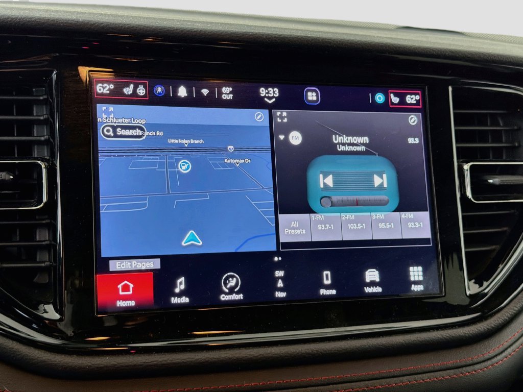 Used 2025 Dodge Durango GT RWD image 17