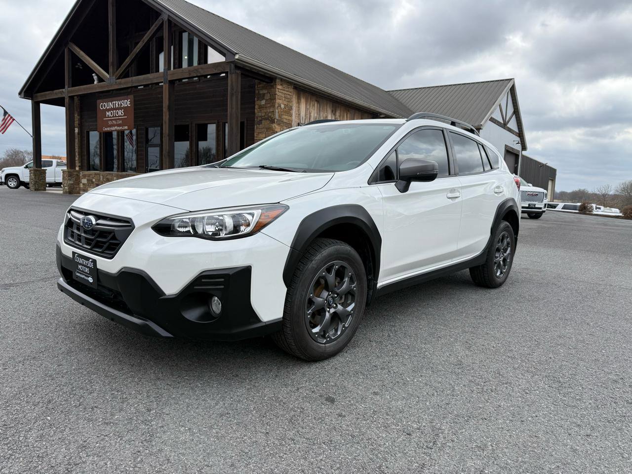Used 2022 Subaru Crosstrek 2.5i Sport w/ Moonroof Package image 2