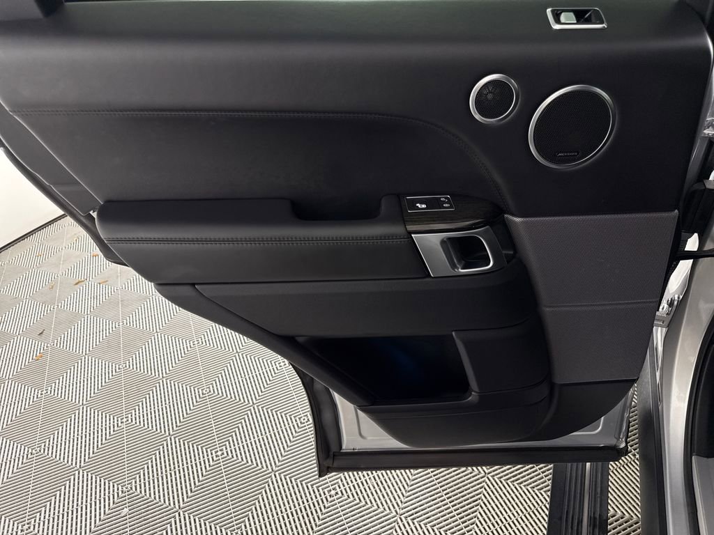 Used 2018 Land Rover Range Rover Sport HSE Dynamic AWD/4WD image 11