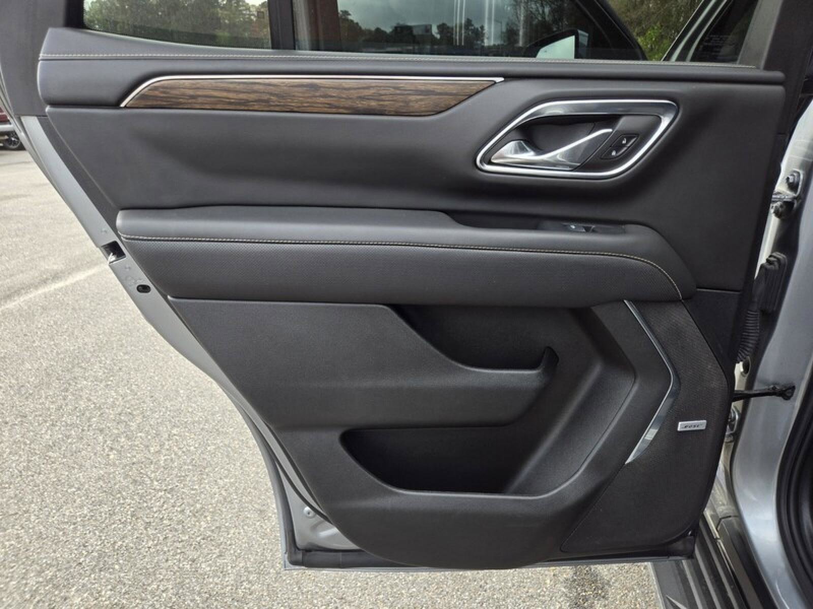 Used 2024 Chevrolet Tahoe Premier image 30