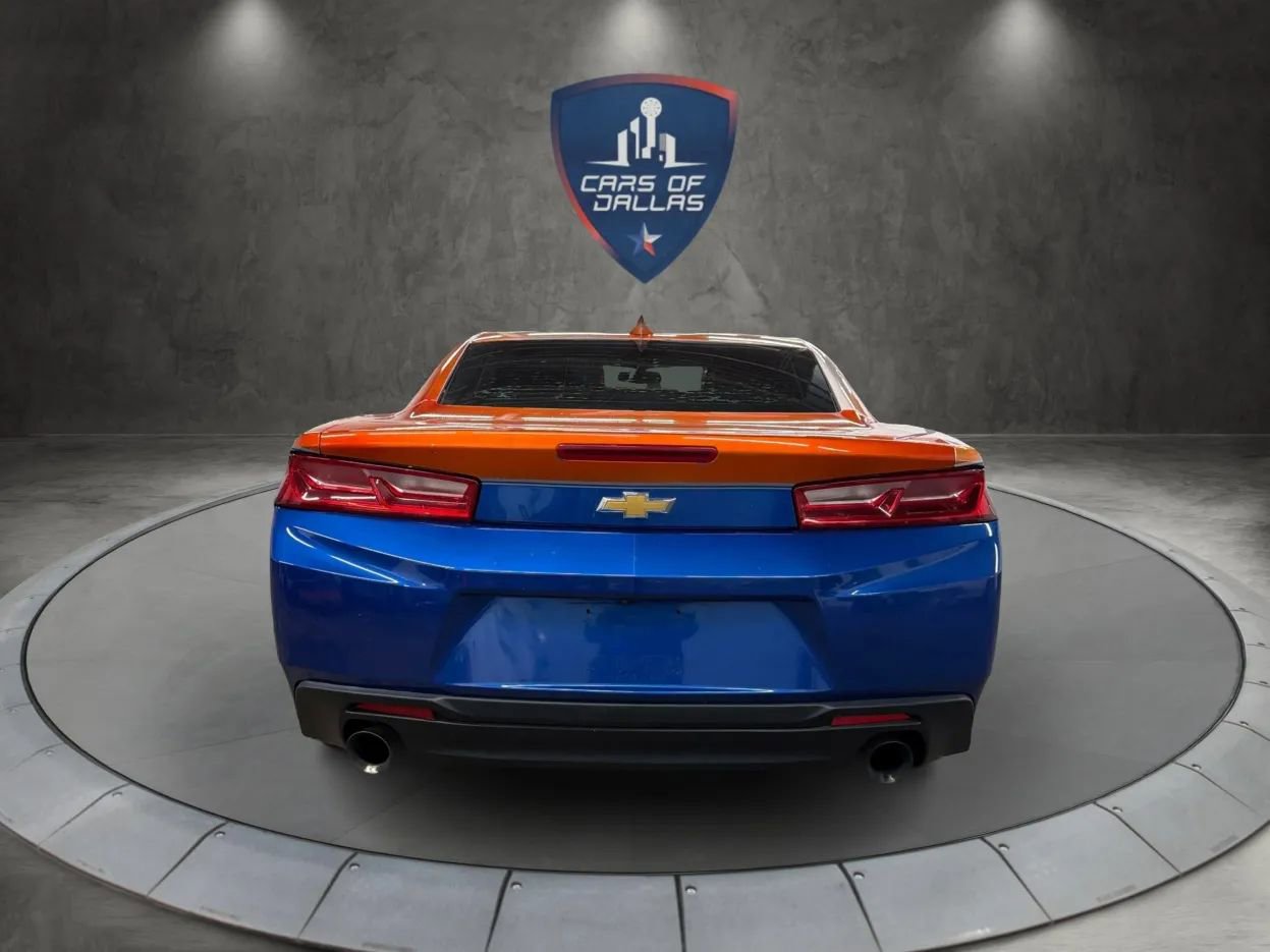 Used 2018 Chevrolet Camaro LT image 4