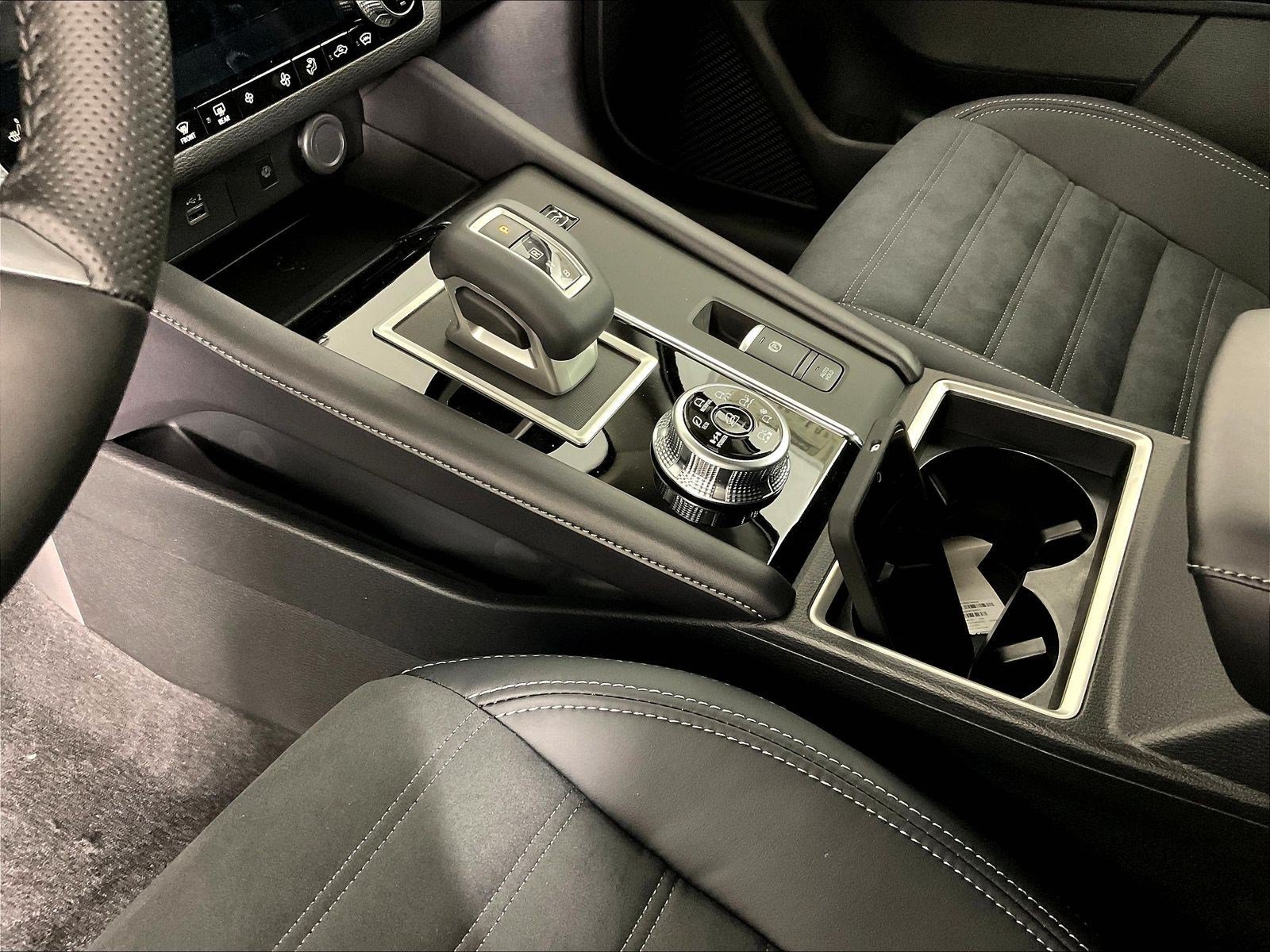 New 2026 Nissan Rogue SL AWD/4WD image 12