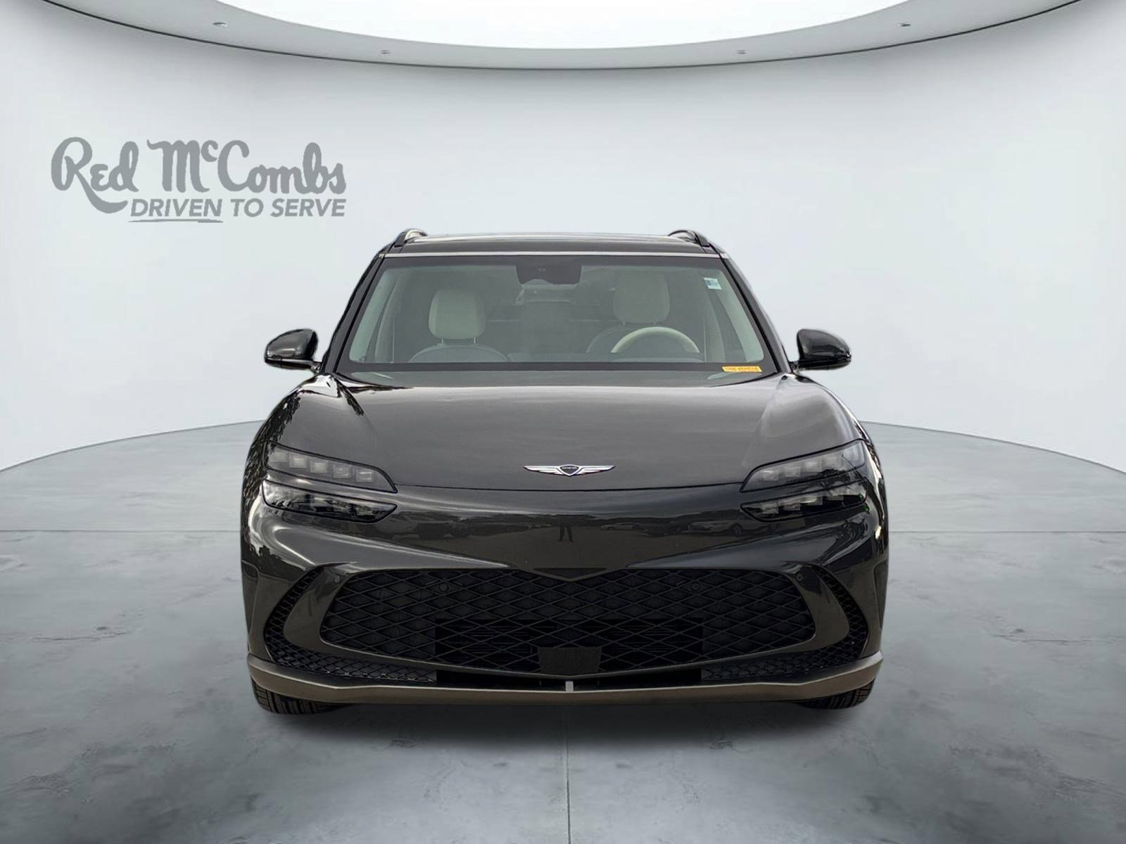 Used 2024 Genesis GV60 RWD image 8