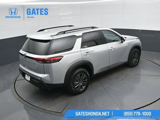 Used 2023 Nissan Pathfinder SV image 46