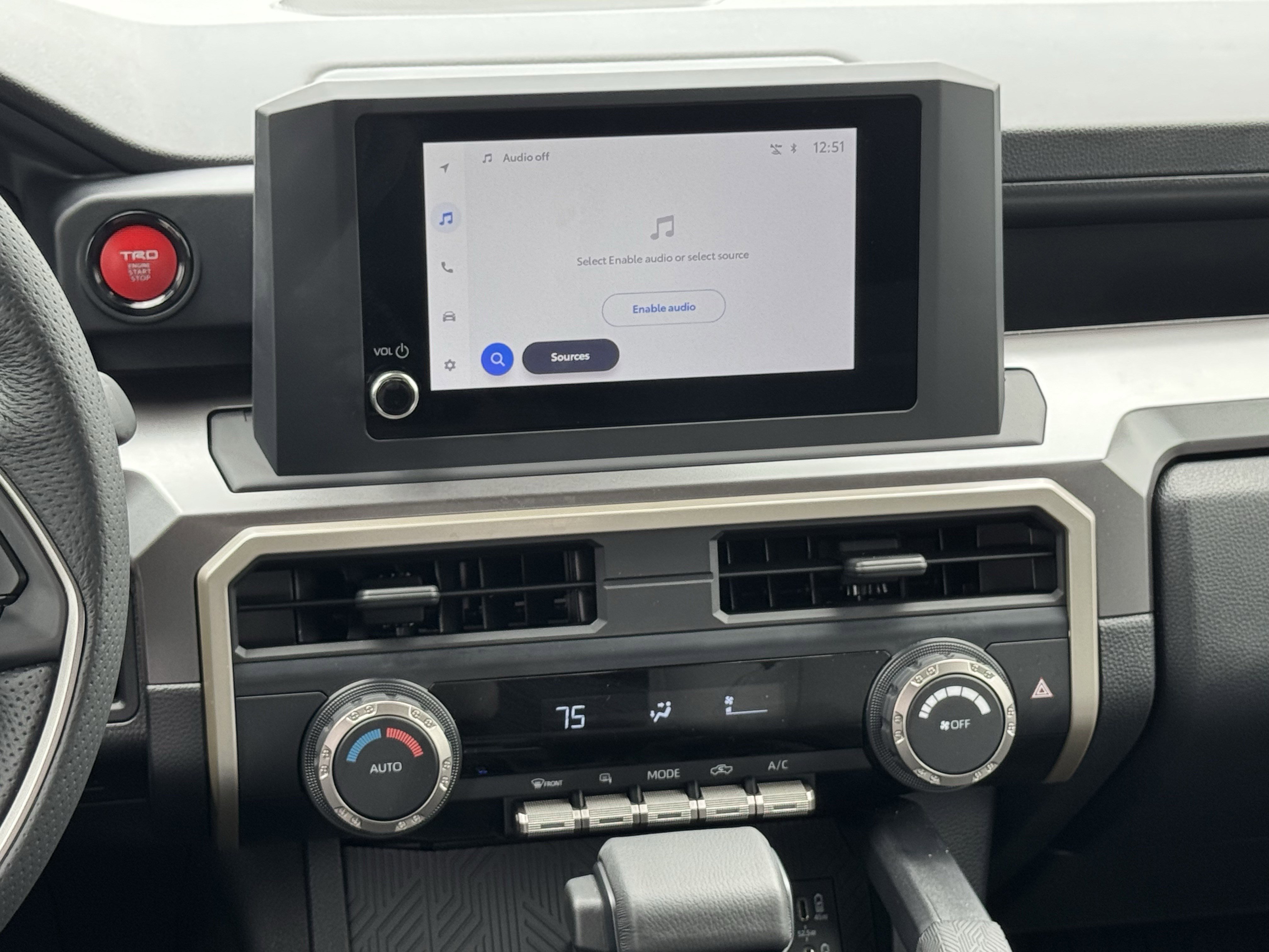 Used 2025 Toyota Tacoma TRD Sport AWD/4WD image 18