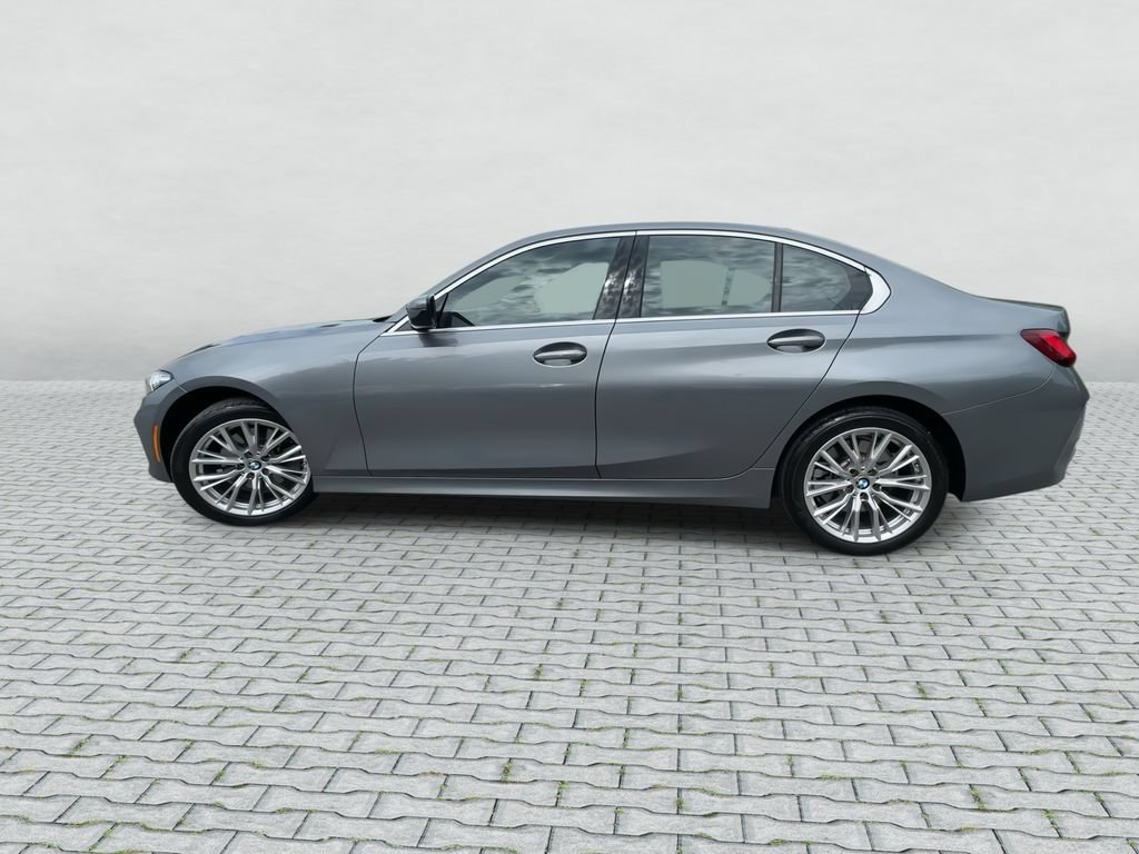 Used 2024 BMW 330i xDrive Sedan w/ Convenience Package AWD/4WD image 5
