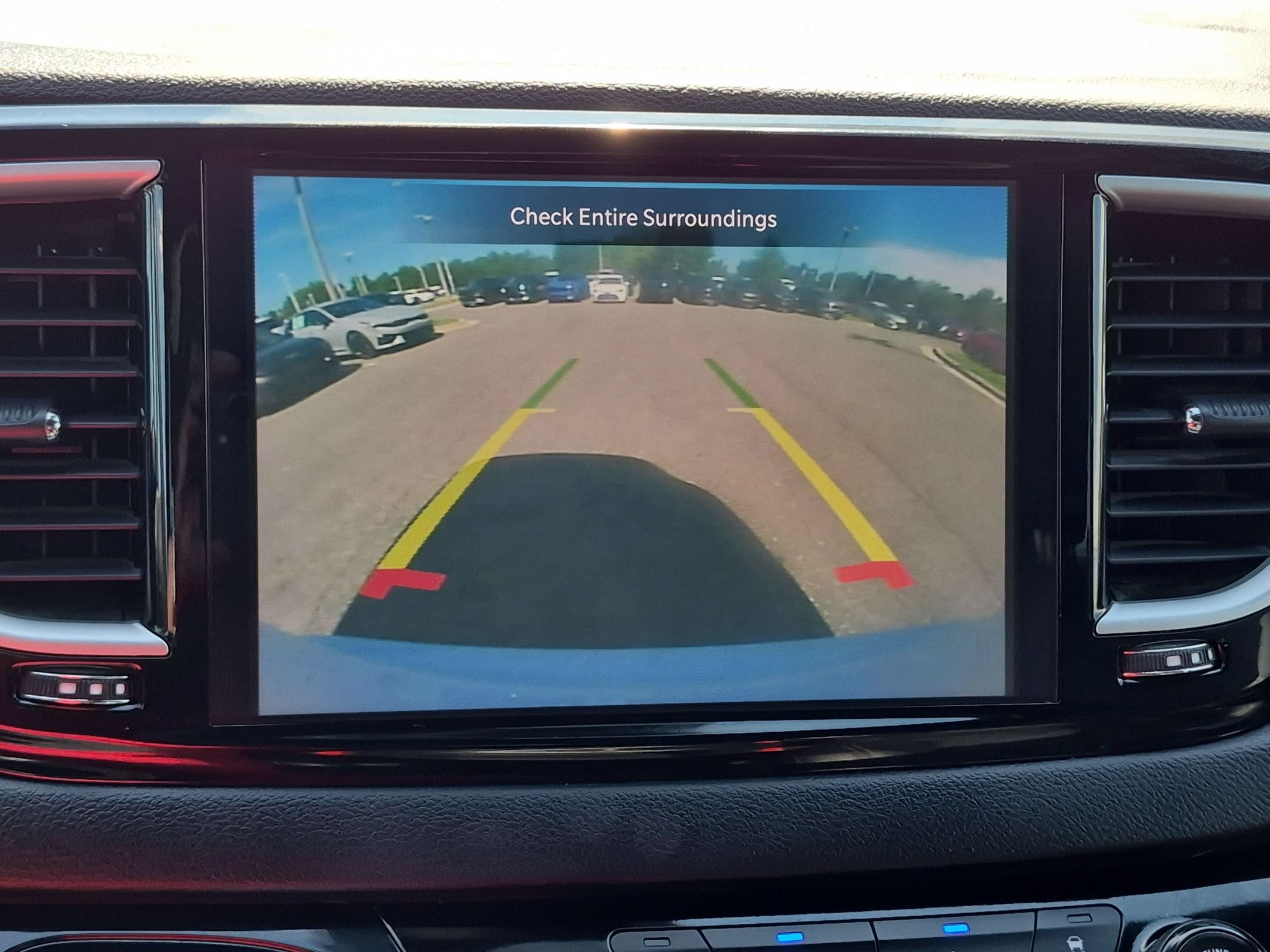 Used 2025 Chrysler Pacifica Select FWD image 23