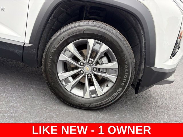 Used 2026 Chevrolet Equinox LT FWD image 8