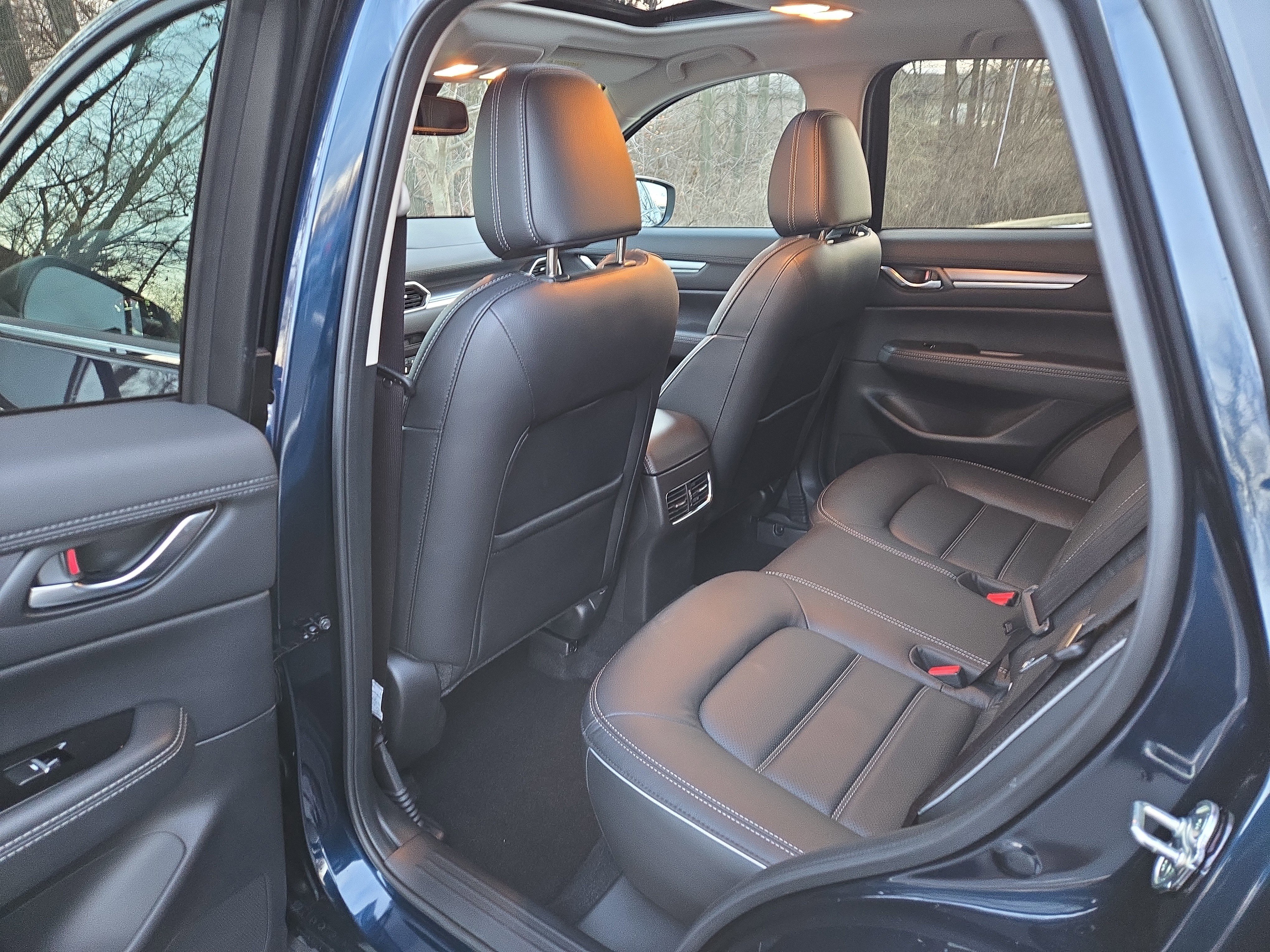 Used 2025 MAZDA CX-5 AWD 2.5 S w/ Premium Plus Pkg image 28