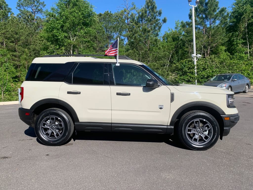 Used 2024 Ford Bronco Sport Big Bend w/ Convenience Package AWD/4WD image 2