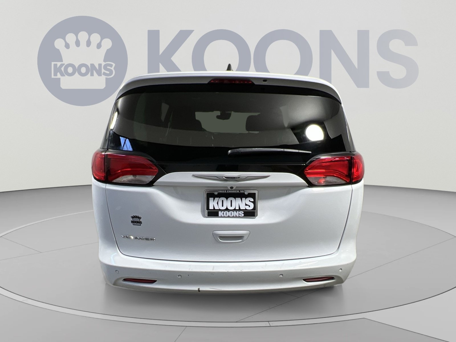 Used 2022 Chrysler Voyager LX FWD image 10