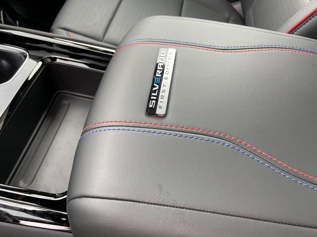 New 2024 Chevrolet Silverado EV RST AWD/4WD image 38