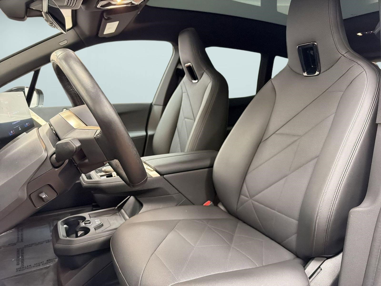 Certified 2023 BMW iX xDrive50 w/ Sport Package image 5