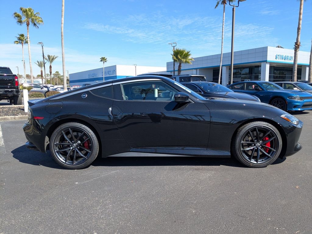 Used 2025 Nissan Z Performance w/ Floor Mat Package image 3