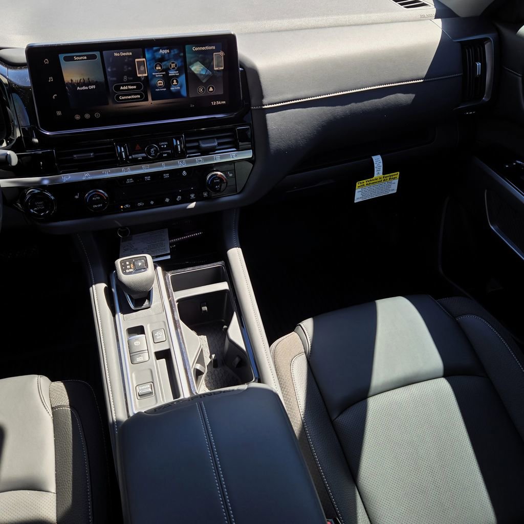 New 2026 Nissan Pathfinder SL w/ SL Premium Package image 13