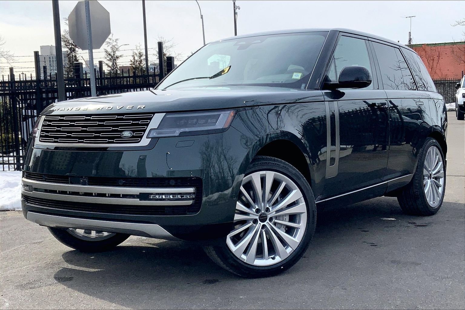 New 2026 Land Rover Range Rover SE