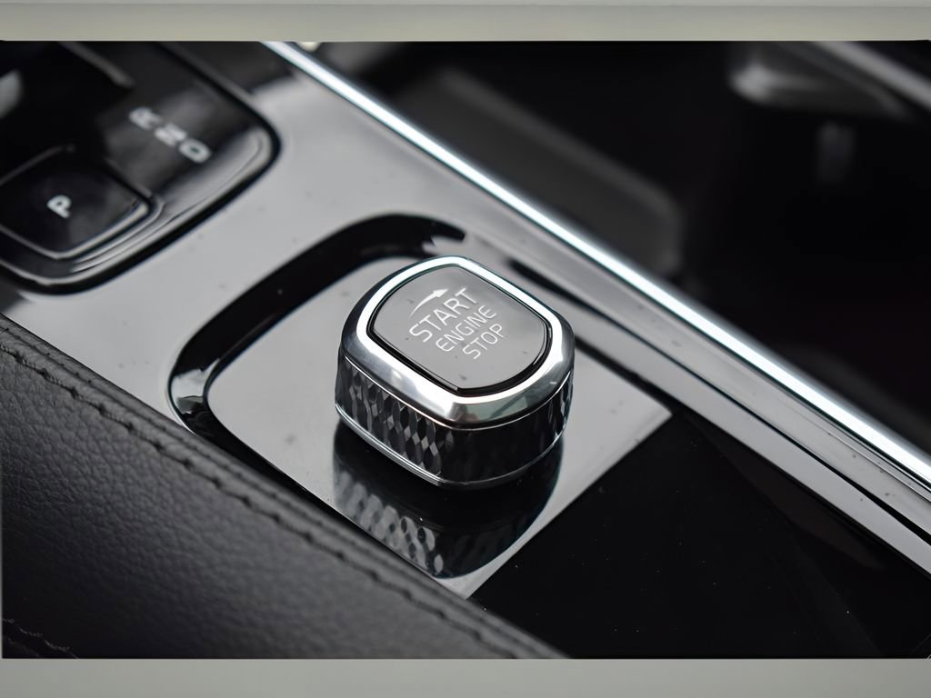 Used 2023 Volvo XC90 B5 Core w/ Protection Package Premier image 36