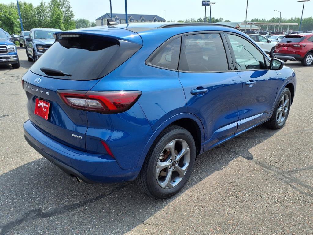 Certified 2023 Ford Escape ST-Line image 6