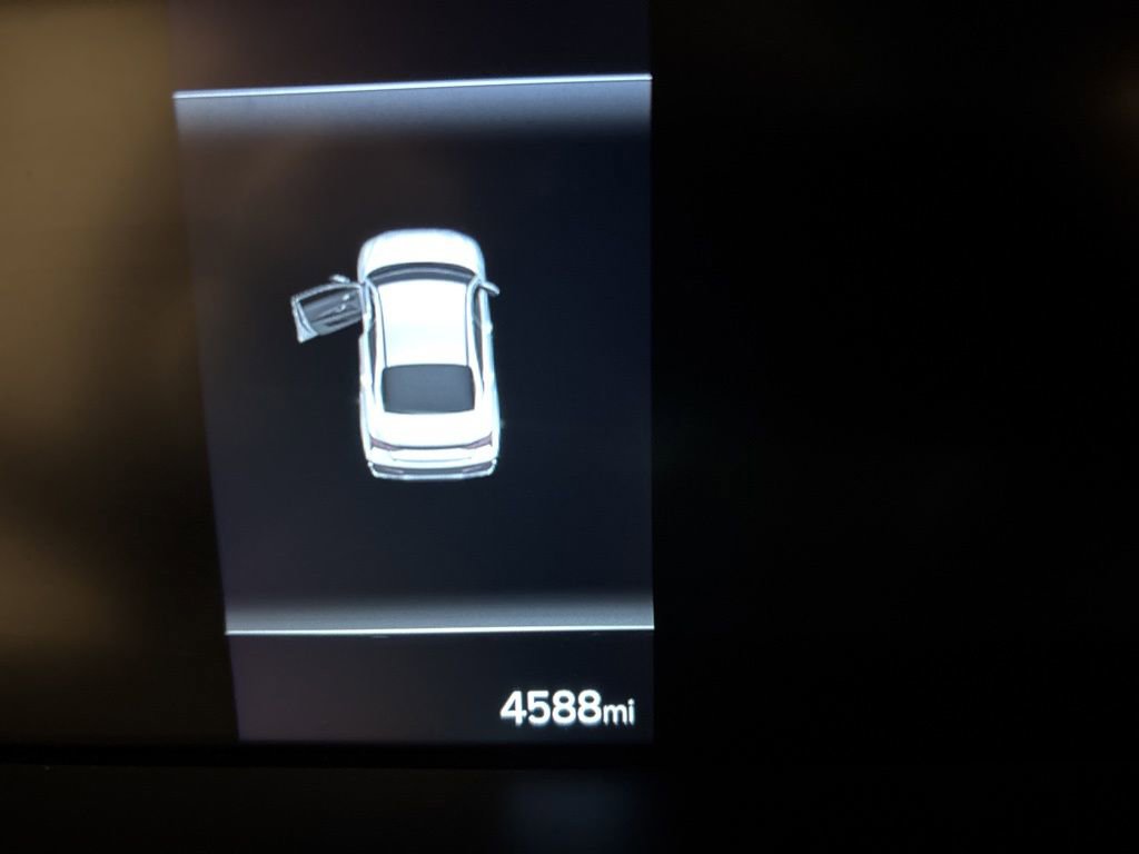 Certified 2025 Hyundai Elantra SE image 13