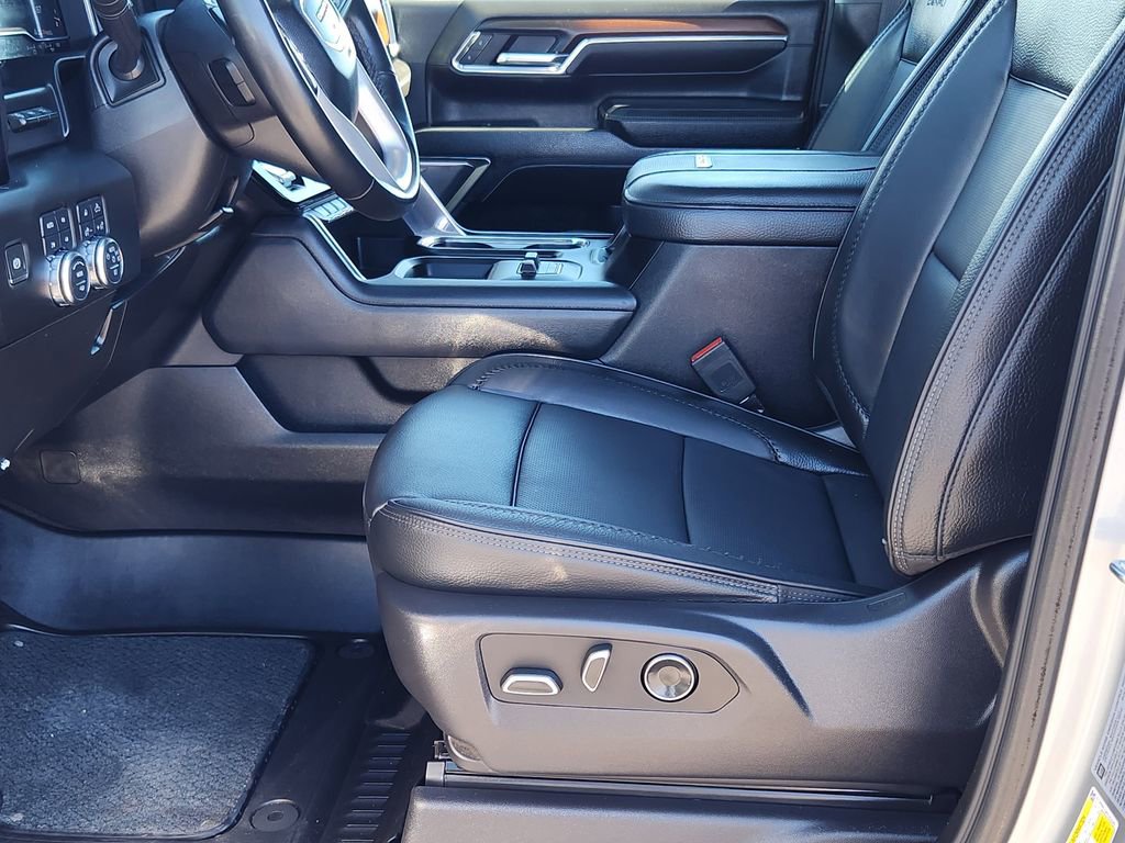 Certified 2024 GMC Sierra 3500 Denali w/ Denali Reserve Package image 13