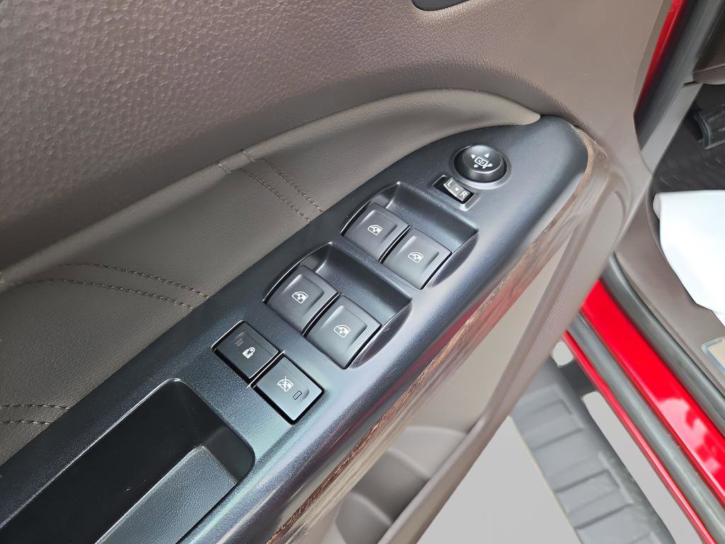 Used 2021 GMC Canyon Denali image 19