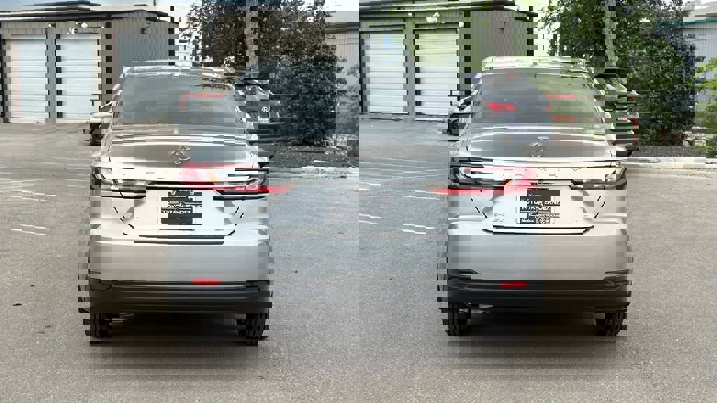 New 2026 Toyota Camry LE image 7