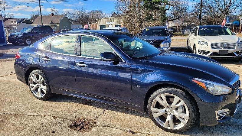Used 2015 INFINITI Q70 3.7 w/ Technology Package AWD/4WD image 5