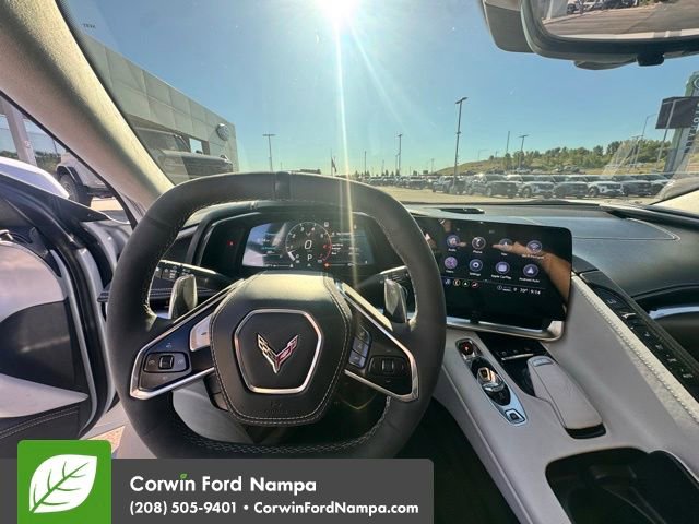 Used 2023 Chevrolet Corvette Stingray Premium Conv w/ Z51 Performance Package RWD image 11