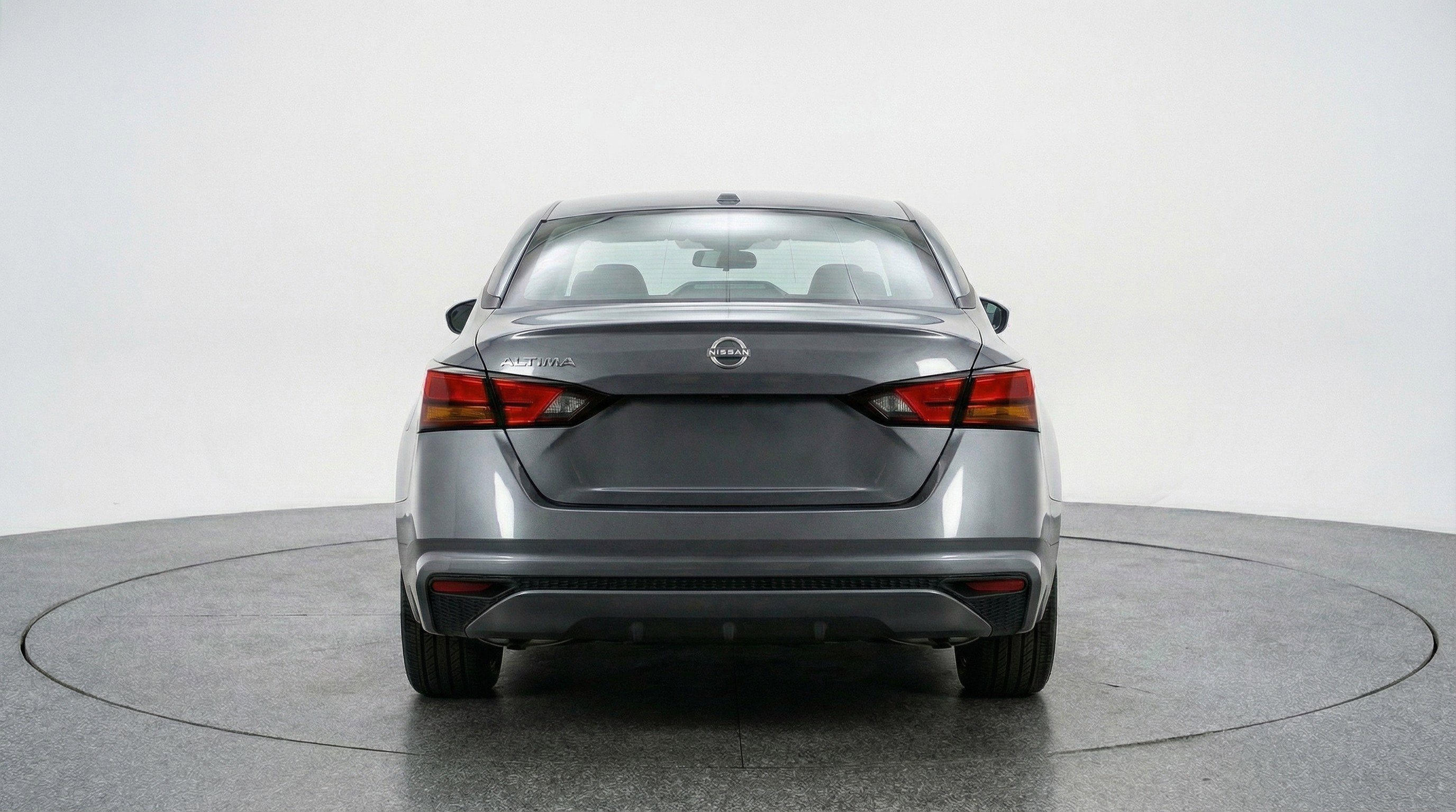 Used 2025 Nissan Altima 2.5 SV image 7