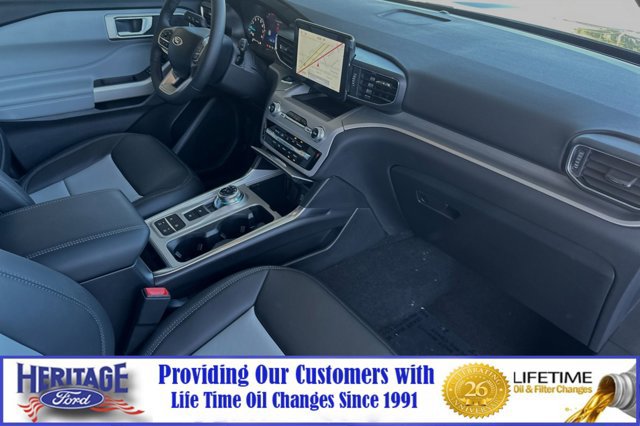 New 2024 Ford Explorer XLT w/ Equipment Group 202A image 13