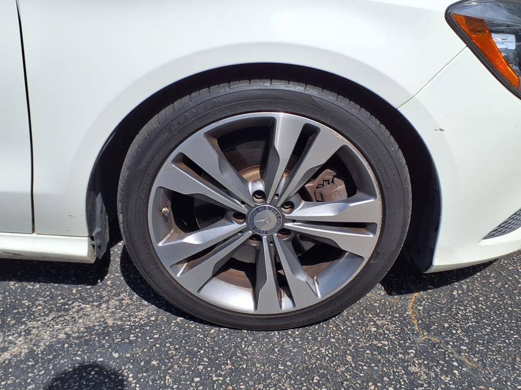 Used 2014 Mercedes-Benz CLA 250 image 10