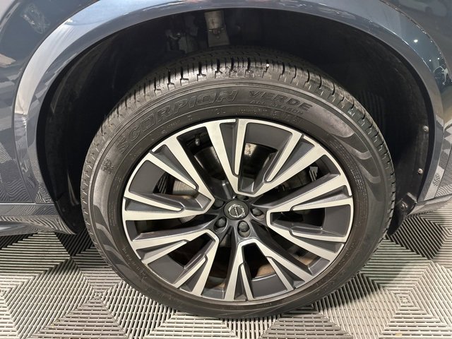 Used 2022 Volvo XC90 T5 Momentum w/ Advanced Package image 33