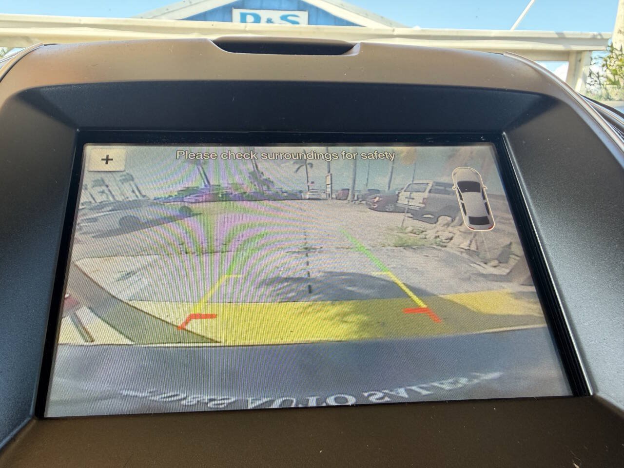 Used 2018 Ford Edge Titanium FWD image 23