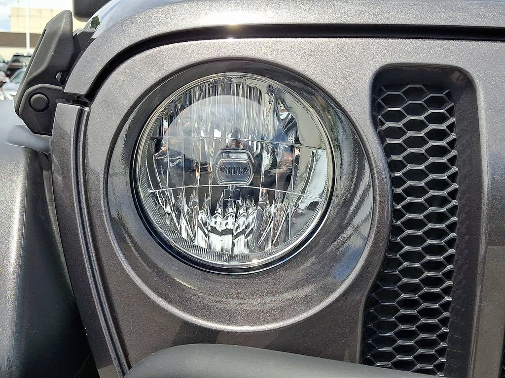 Used 2020 Jeep Wrangler Unlimited Sport AWD/4WD image 9