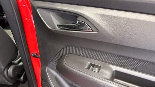 New 2027 Chevrolet Bolt LT w/ Comfort Package FWD image 24