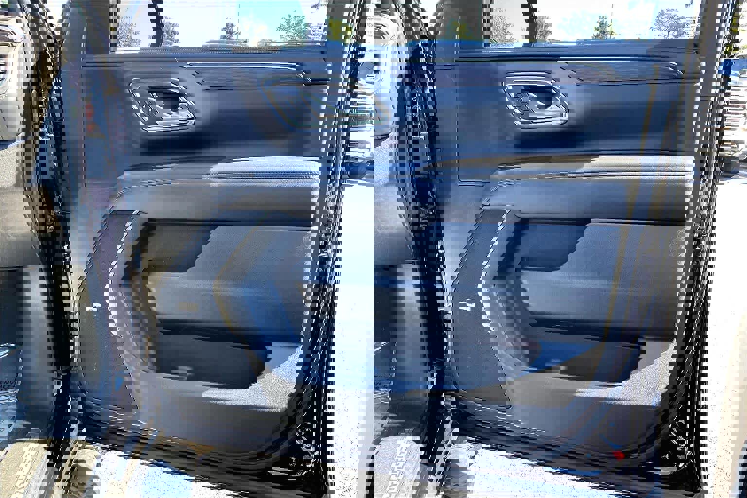 Used 2021 Chevrolet Tahoe Z71 image 23