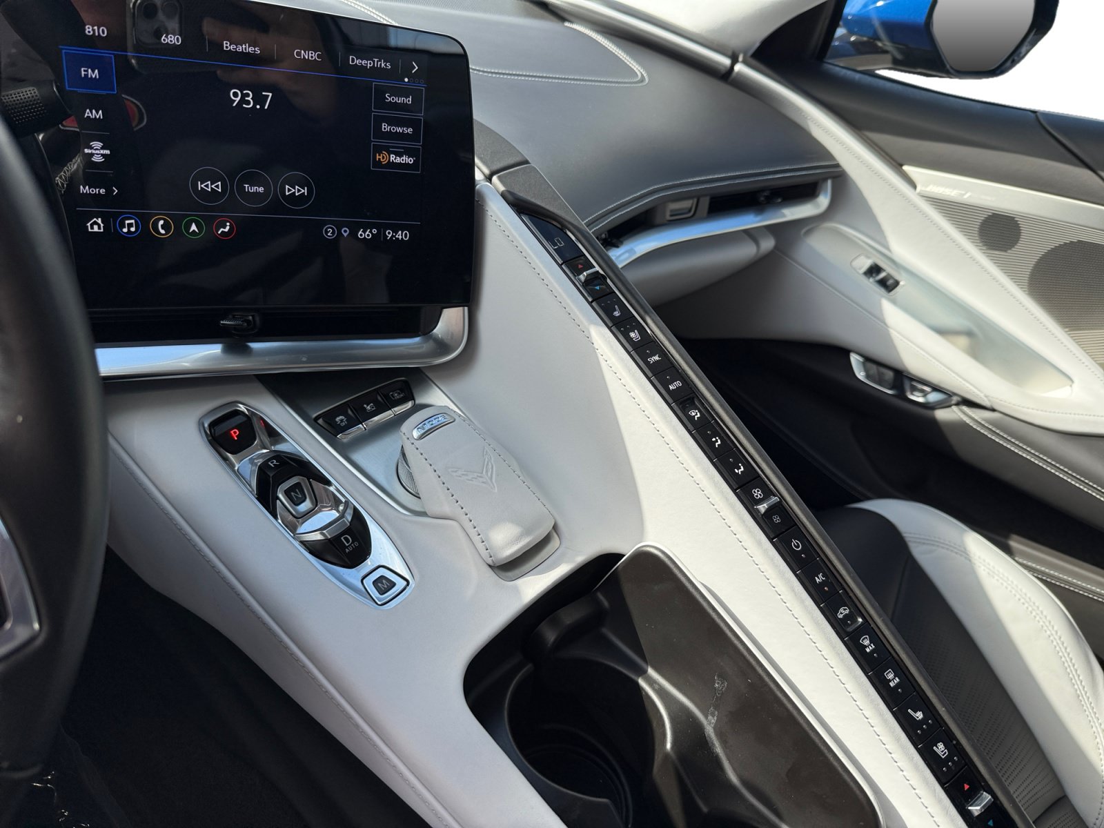 Used 2022 Chevrolet Corvette Stingray Premium Conv w/ Z51 Performance Package RWD image 13