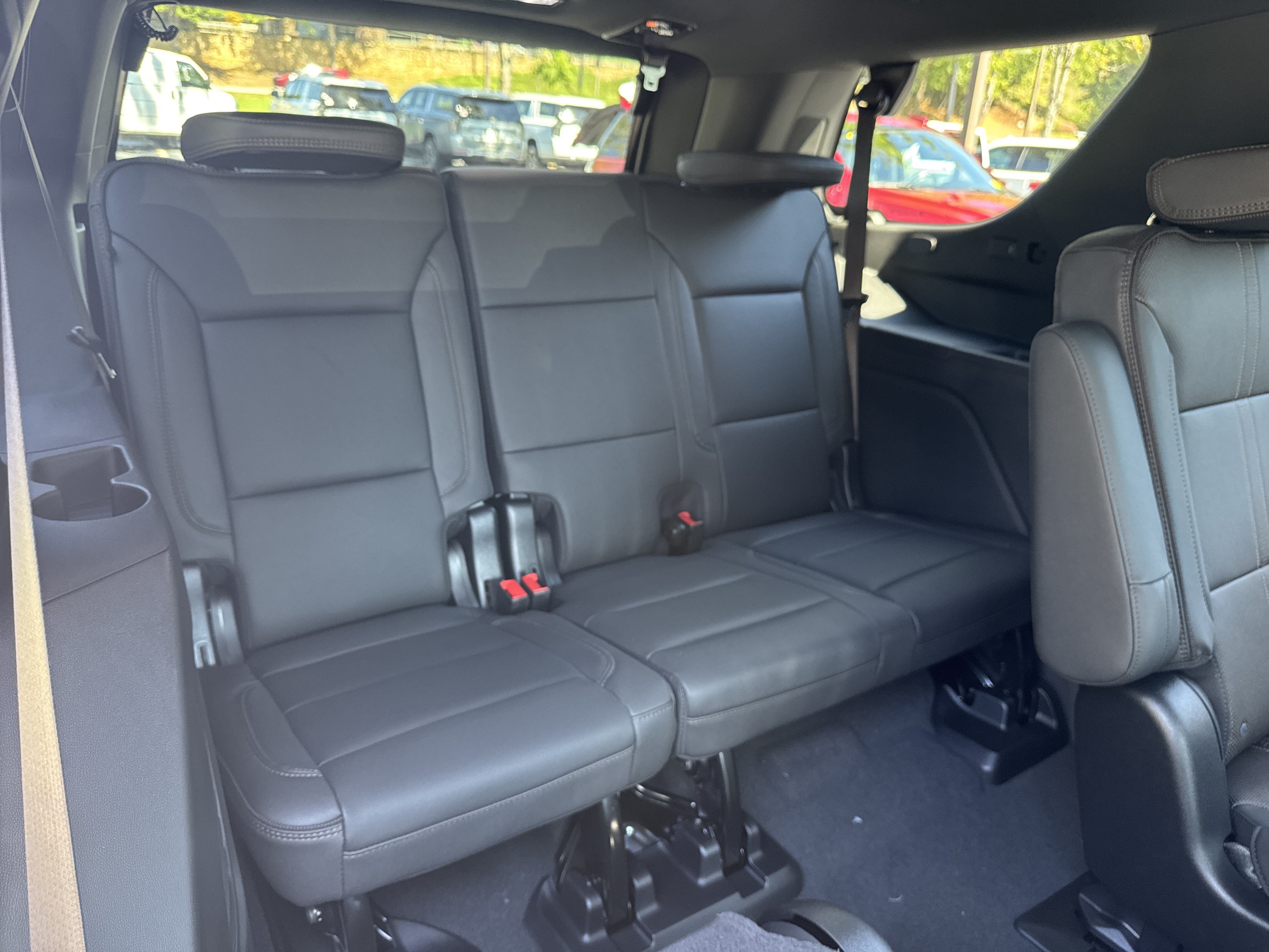 New 2026 Chevrolet Tahoe High Country AWD/4WD image 17