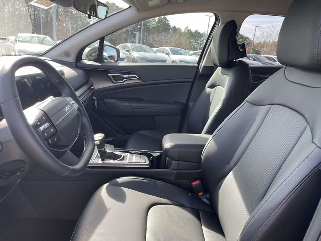 Certified 2026 Kia Sportage EX FWD image 3