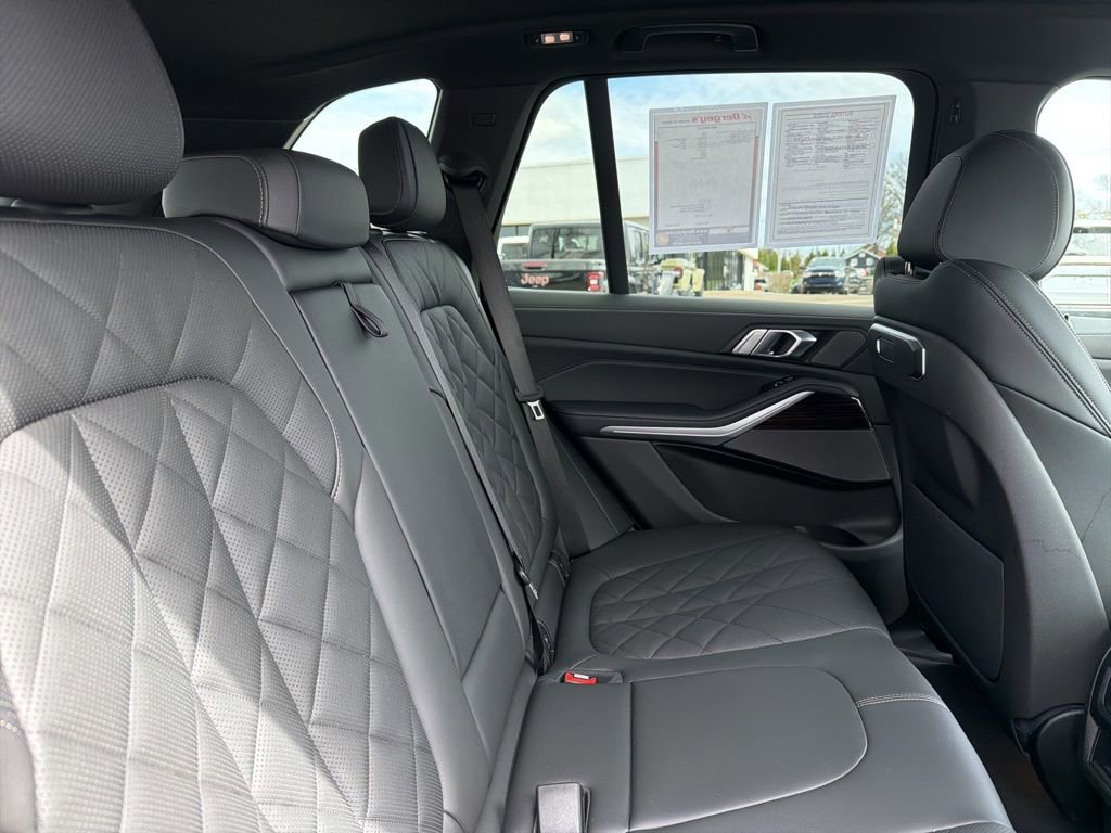 Used 2026 BMW X5 xDrive40i image 10