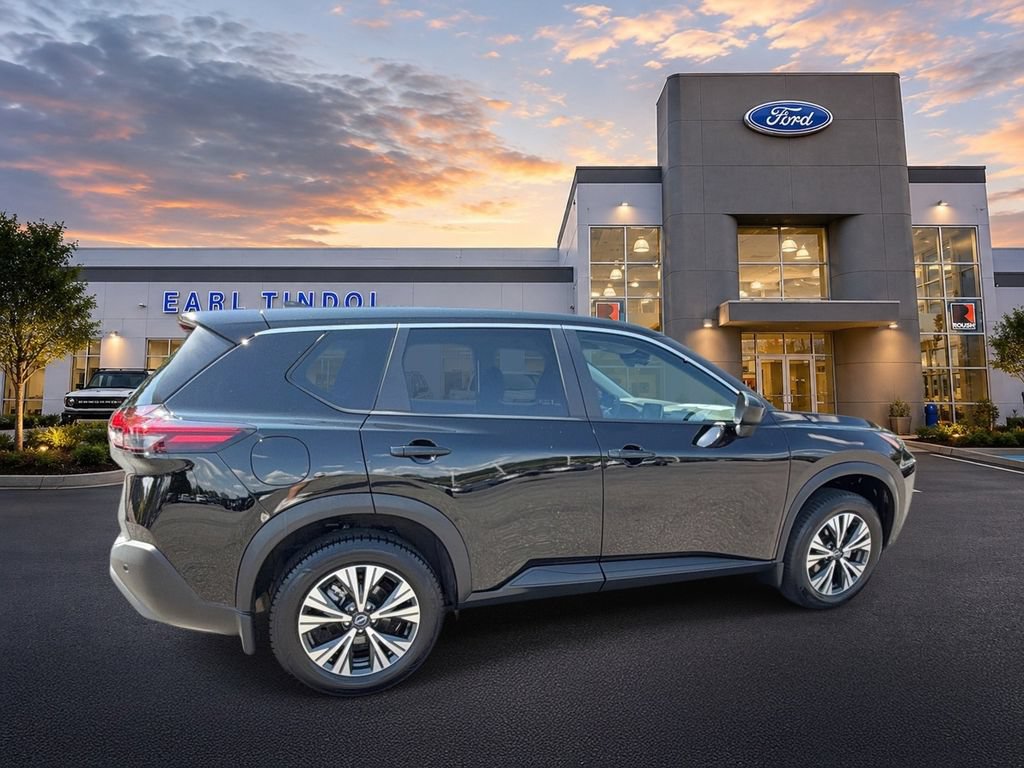 Used 2023 Nissan Rogue SV FWD image 8