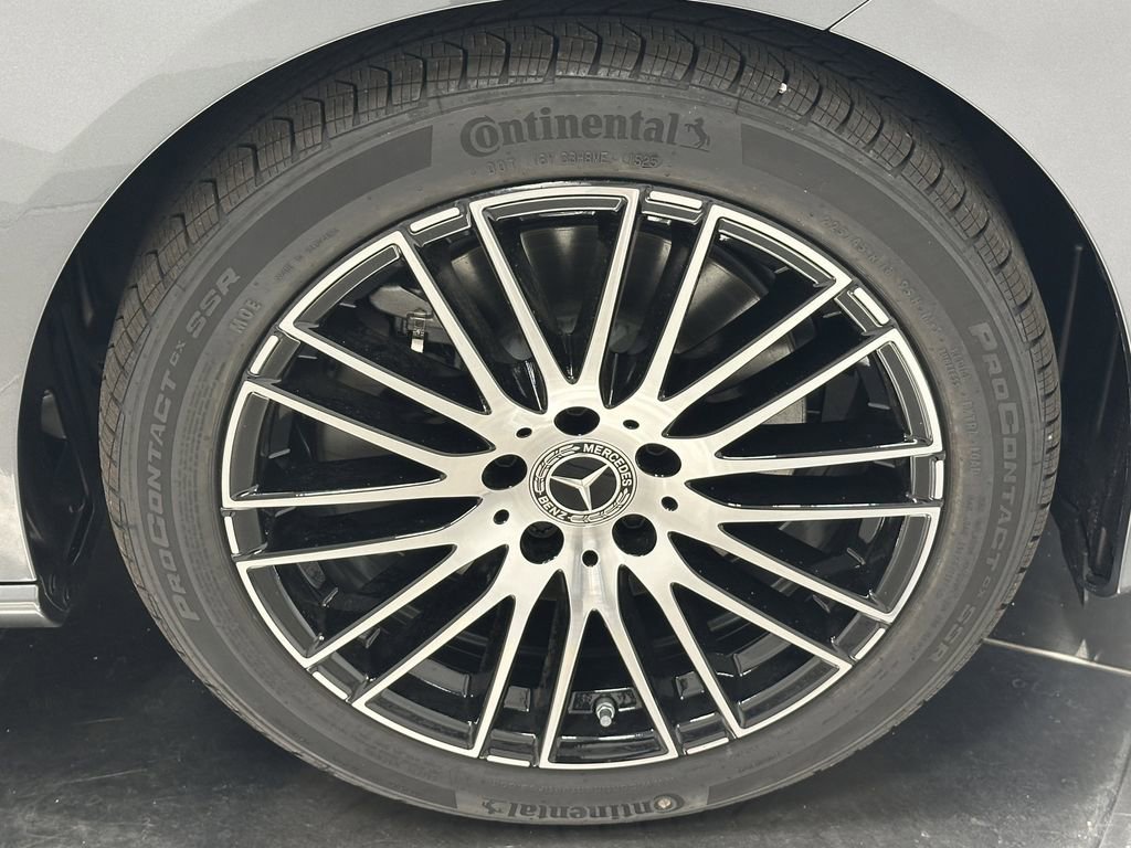 New 2026 Mercedes-Benz C 300 Sedan image 13