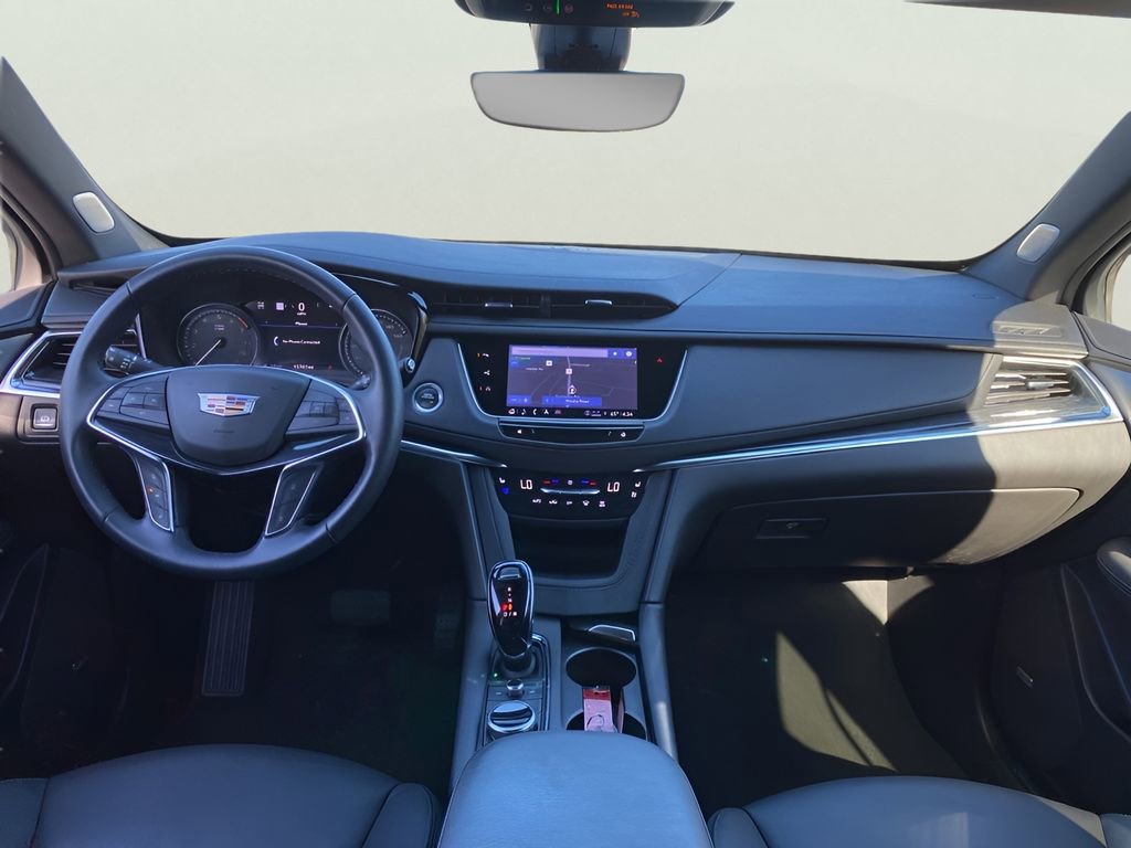 Used 2023 Cadillac XT5 Premium Luxury w/ Technology Package AWD/4WD image 16