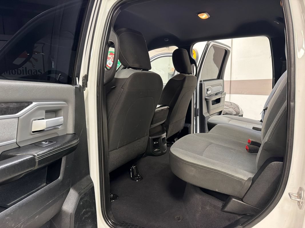 Used 2021 RAM 3500 Big Horn AWD/4WD image 24