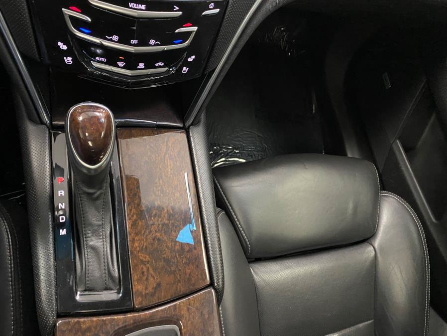 Used 2014 Cadillac XTS Premium FWD image 41