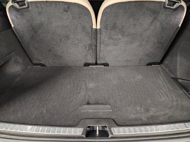 Certified 2026 Volvo XC90 B6 Plus w/ Protection Package Premier AWD/4WD image 34